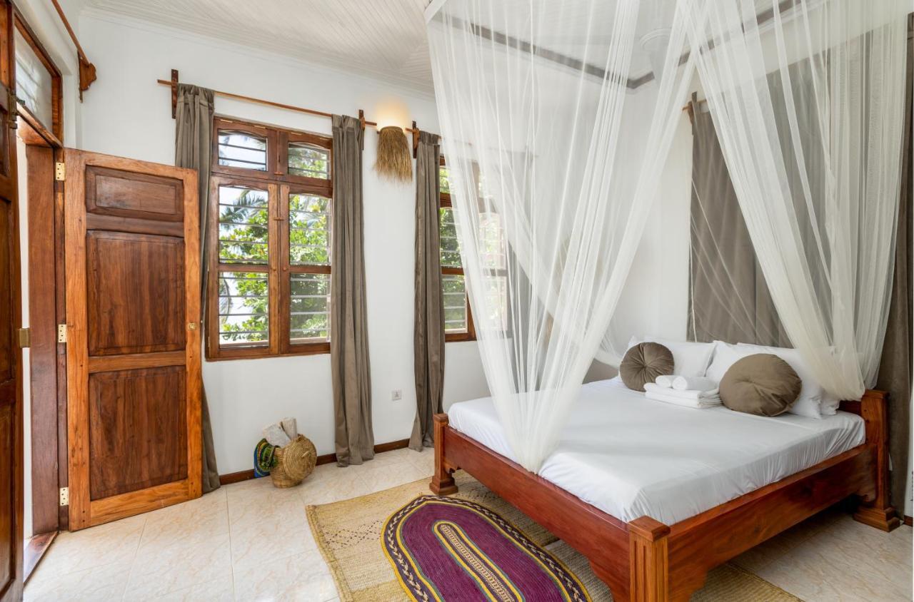 Kima Serviced Beach House & Suites Bwejuu Bagian luar foto