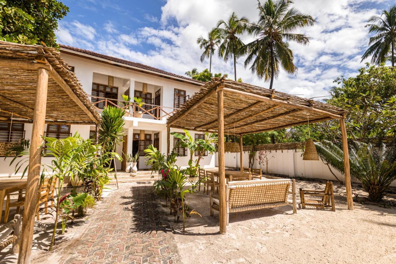 Kima Serviced Beach House & Suites Bwejuu Bagian luar foto