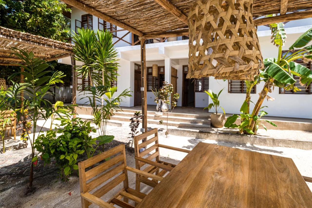 Kima Serviced Beach House & Suites Bwejuu Bagian luar foto