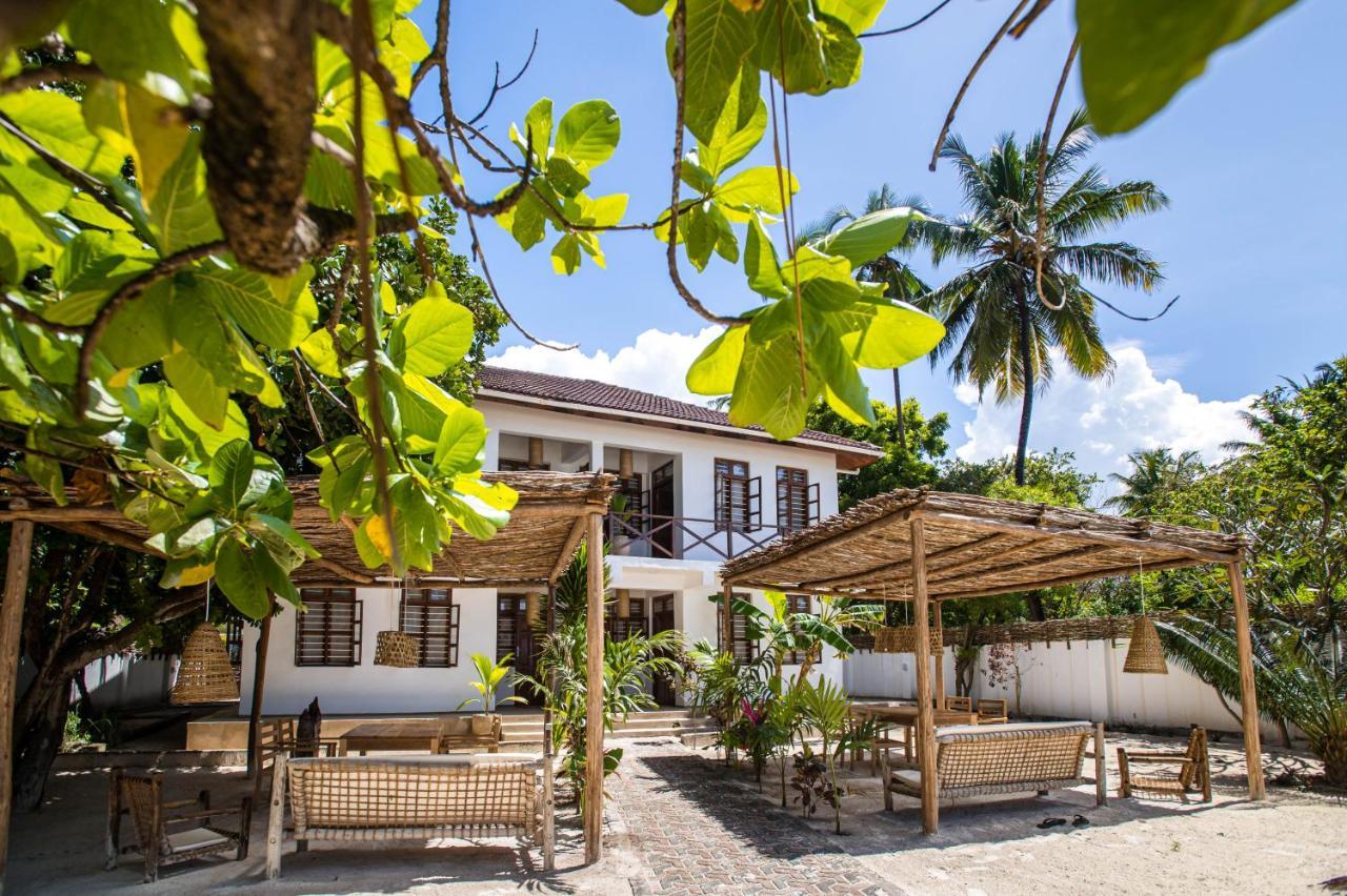Kima Serviced Beach House & Suites Bwejuu Bagian luar foto