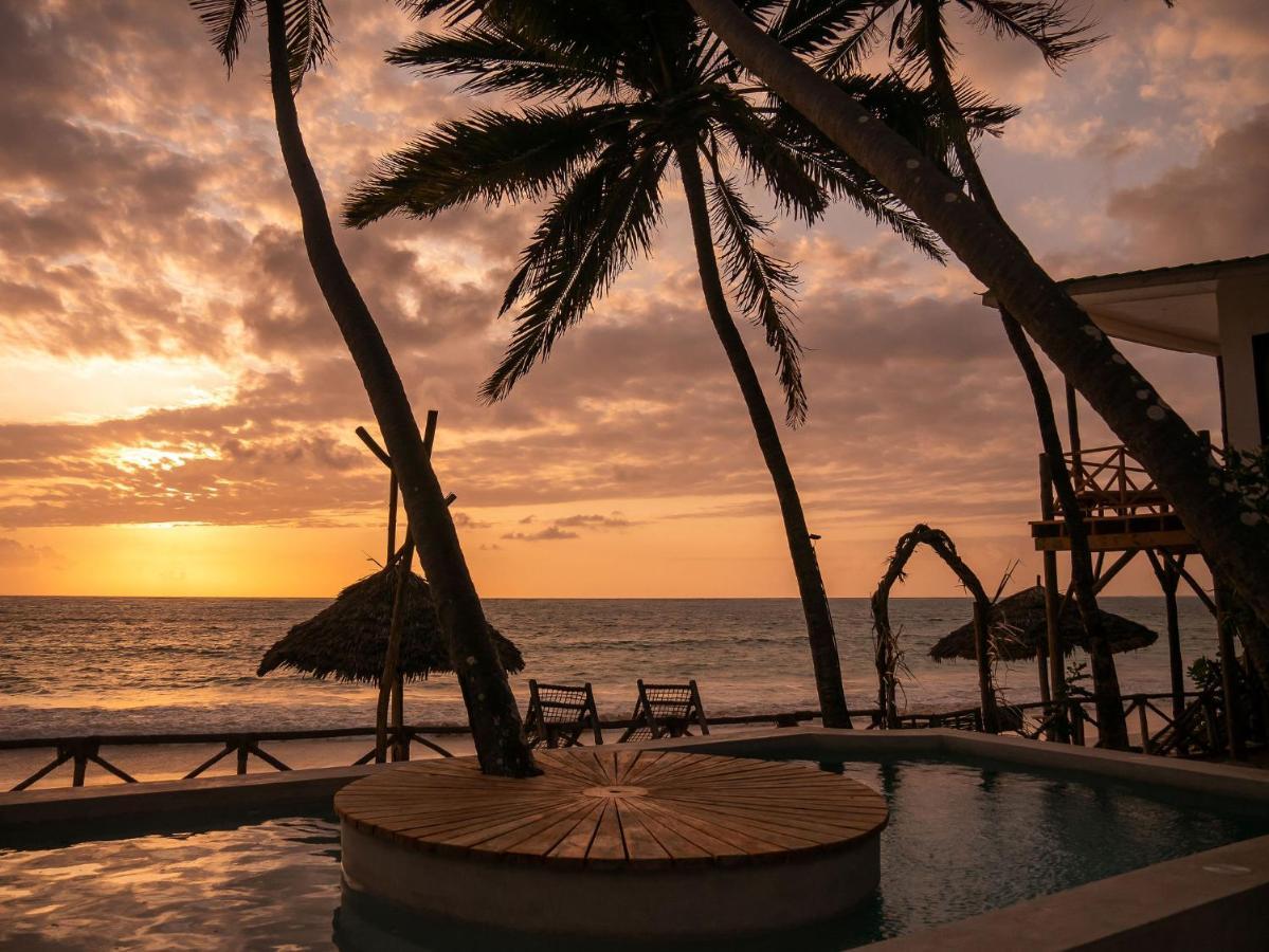 Kima Serviced Beach House & Suites Bwejuu Bagian luar foto