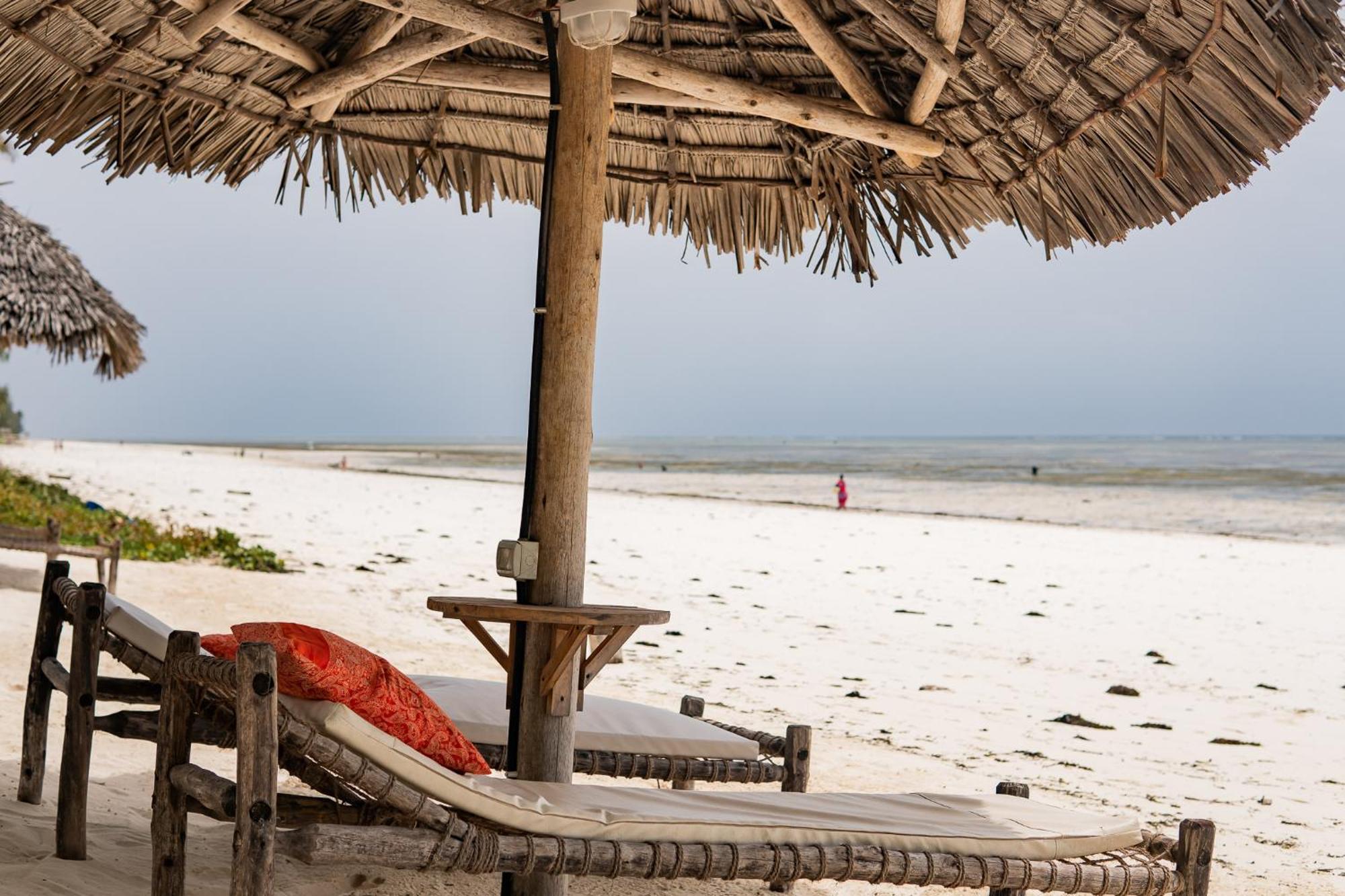 Kima Serviced Beach House & Suites Bwejuu Bagian luar foto